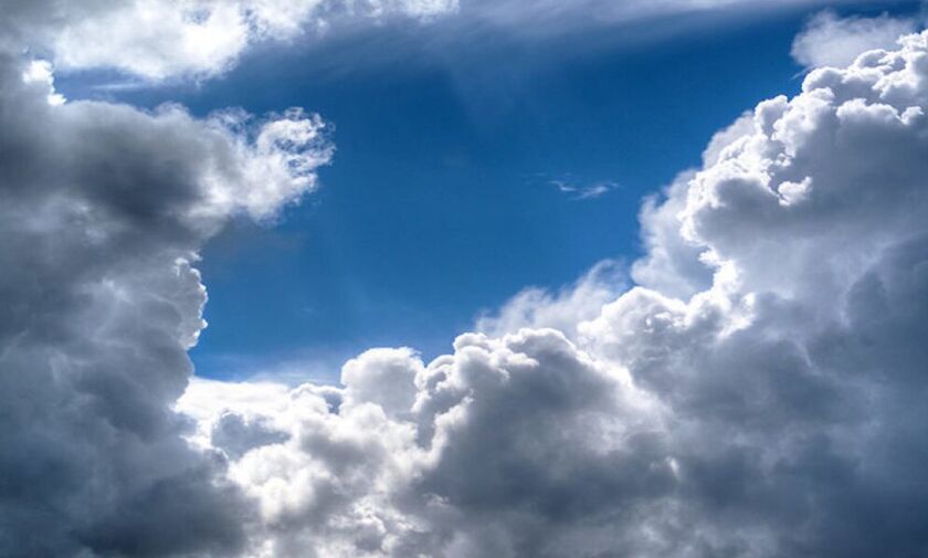 Καιρός: Ανεβαίνει  η θερμοκρασία – Σε ποιες περιοχές αναμένονται βροχές