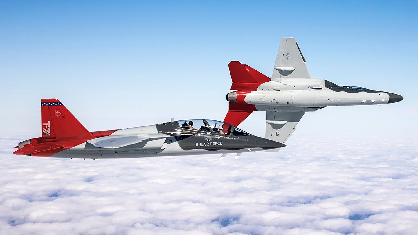 Ξεκίνησε η παραγωγή του νέου εκπαιδευτικού αεροσκάφους LIFT T-7A για την αμερικανική Αεροπορία