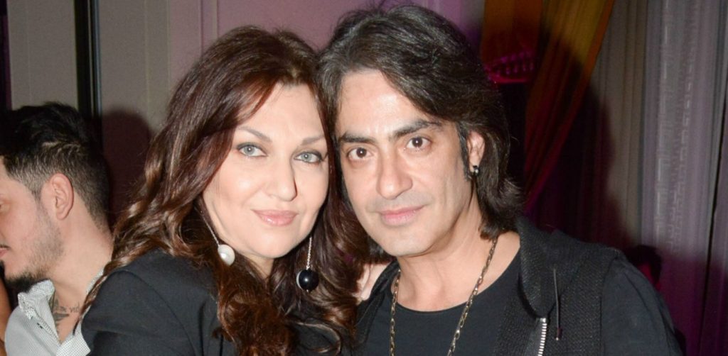 Καίτη Γαρμπή μετά τη ληστεία: Στην πίστα και «περασμένα ξεχασμένα κι όλα καλά» (φώτο)