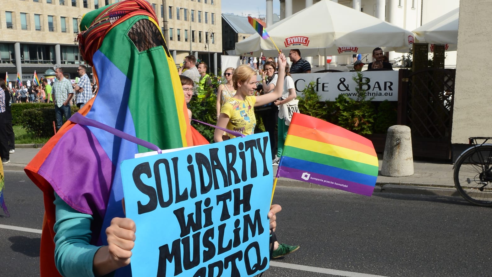Σαουδάραβας κληρικός: «Γιατί και πώς πρέπει να σκοτώνουμε τους ομοφυλόφιλους»