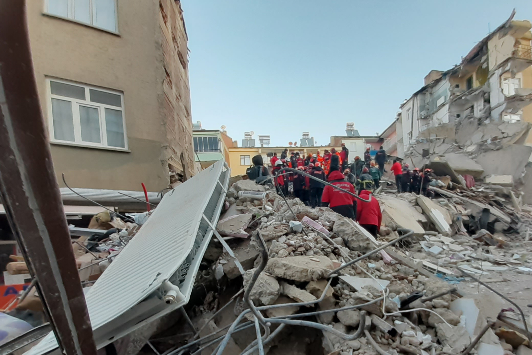 Τούρκος σεισμολόγος: «Περιμένω μεγάλους σεισμούς σε Τουρκία και Ελλάδα»