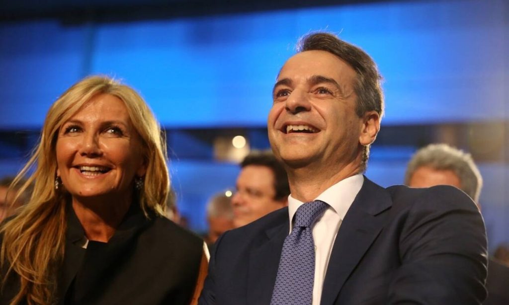 Χαλαρές στιγμές στην Πολωνία περνούν Κ.Μητσοτάκης και Μαρέβα Γκραμπόφσκι – Η φωτογραφία που έβγαλαν αγκαλιασμένοι (φωτο)