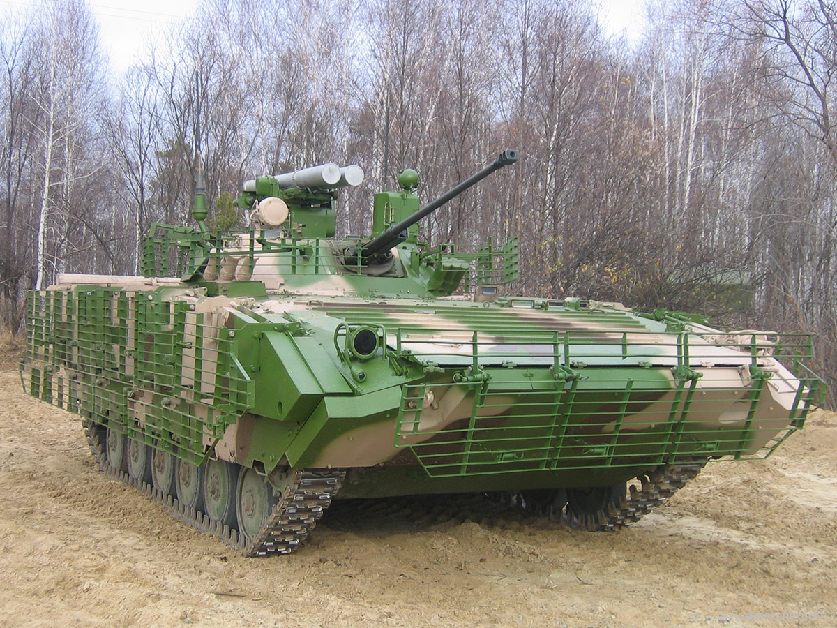 Εντυπωσιακές βολές βλήματος Kornet από ΤΟΜΑ BMP-2