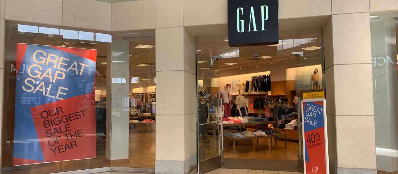 GAP: Έκλεισαν 40 καταστήματα σε όλο τον κόσμο – Ποιοι οι λόγοι