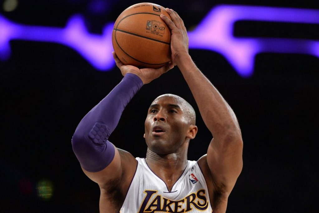 Πάνω από ένα εκατ. υπογραφές για να γίνει η μορφή του Κόμπι Μπράιαντ το νέο λογότυπο του NBA (φωτο)