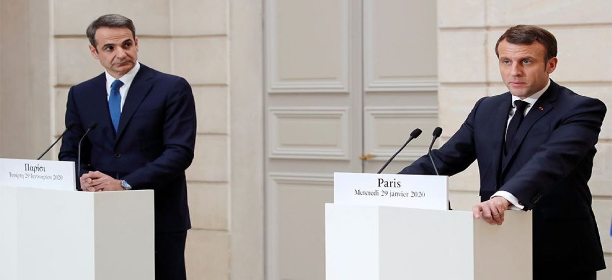 Ο Μακρόν ξενάγησε τον Μητσοτάκη στο υπερπολυτελές Ελιζέ – Τι έκανε μεγαλύτερη εντύπωση στον πρωθυπουργό (φώτο)