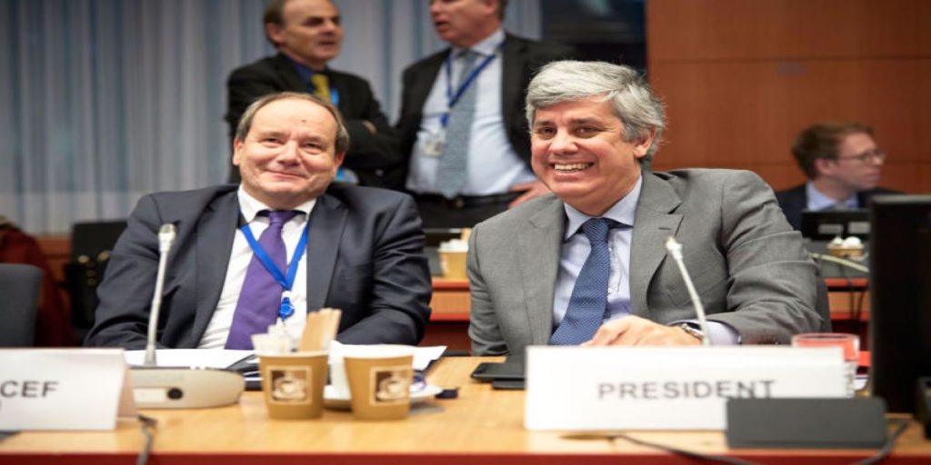 Παραιτήθηκε ο επικεφαλής του Euro Working Group (φώτο)