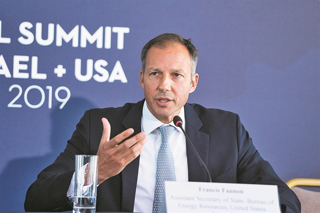 Αμερικανός υφ.Εξωτερικών: «Να μοιρασθεί το φ.α. στην Κύπρο στο πλαίσιο μιας συνολικής διευθέτησης»