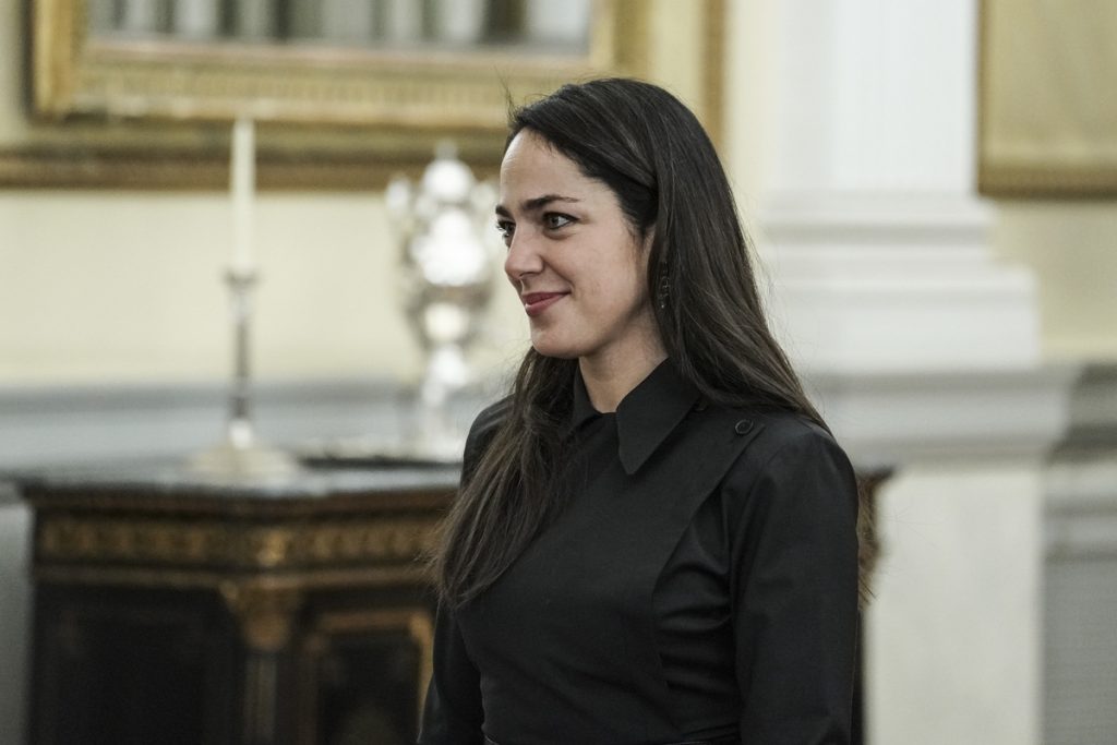 Δόμνα Μιχαηλίδου: «Το επίδομα γέννας θα είναι αφορολόγητο – Μόνο το 1% θα αποκλείεται»