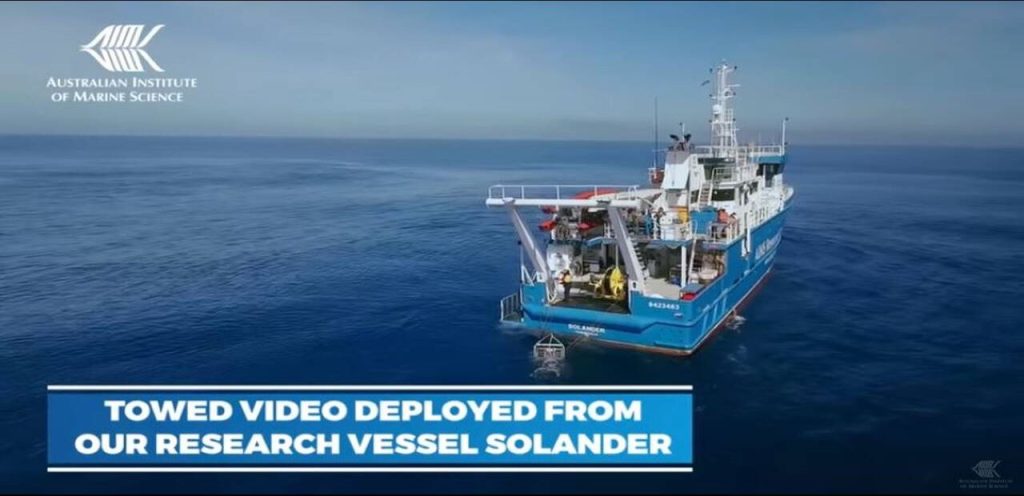 Μια μυστηριώδης «πλωτή πόλη» αναδύθηκε από το βυθό στις ακτές της Αυστραλίας (φώτο-βίντεο)