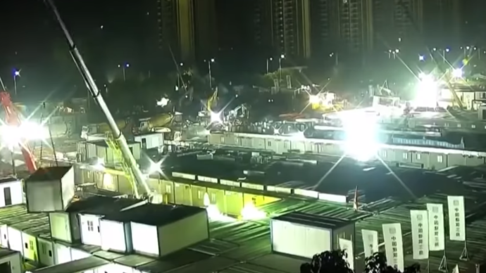 Οι Κινέζοι  κατασκεύασαν νοσοκομείο σε 25.000 τ.μ.μέσα σε δύο εβδομάδες! (βίντεο)