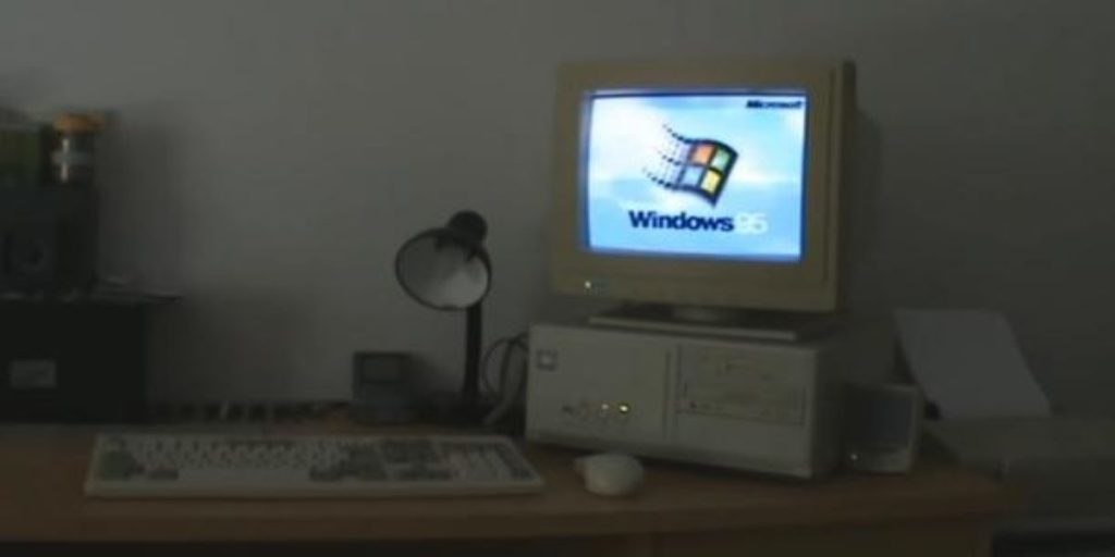 Πίσω στο χρόνο: Ακούστε έναν υπολογιστή του 1993 να «παίρνει μπρος» (βίντεο)