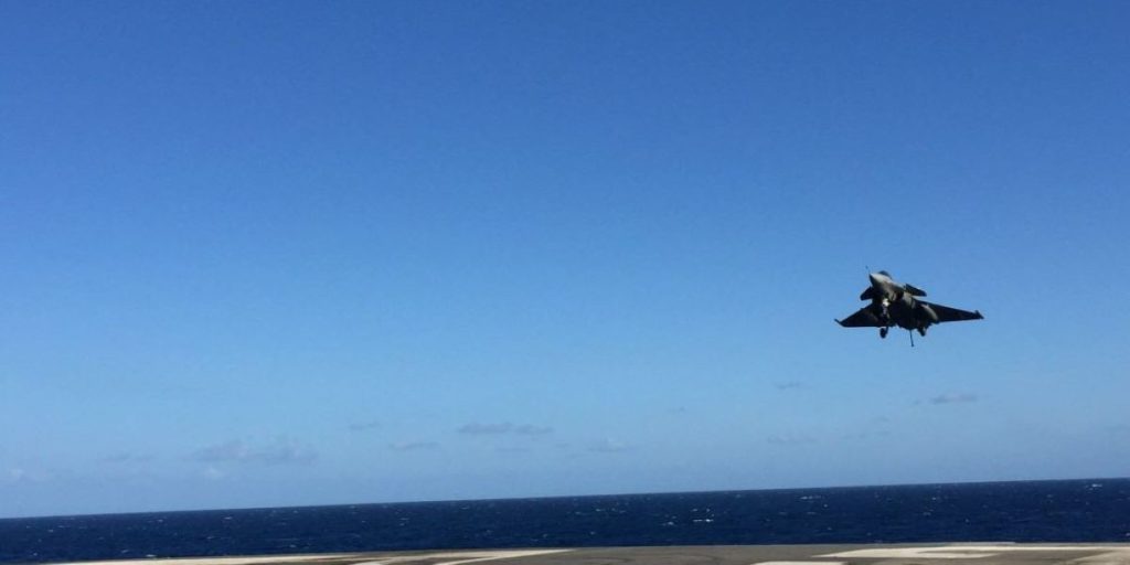 Κυπριακά μέσα: «Γαλλικά μαχητικά τύπου Rafale πάνω από την Πάφο – Η ΕΕ ετοιμάζει κυρώσεις σε Τουρκία» (βίντεο)