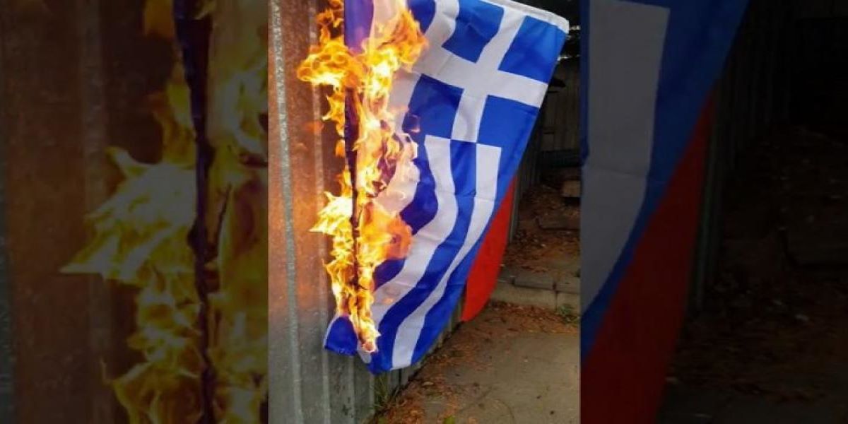 Προκαλούν οι Τούρκοι: Ανέβασαν βίντεο που καίνε ελληνικές σημαίες ενώ πανηγυρίζουν (βίντεο)