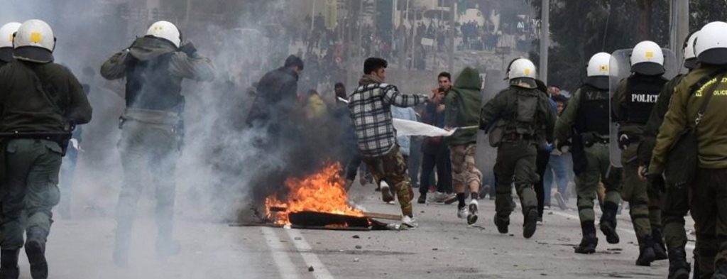 Κ.Μουτζούρης: «Να κηρυχθούν σε κατάσταση έκτακτης ανάγκης Λέσβος, Χίος & Σάμος» δηλαδή… στρατιωτικός νόμος!