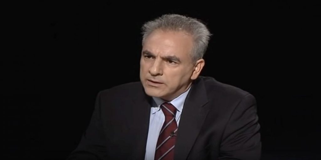 Θάνος Ντόκος: Δεν τίθεται ζήτημα παραίτησης  διευκρίνισε η κυβέρνηση