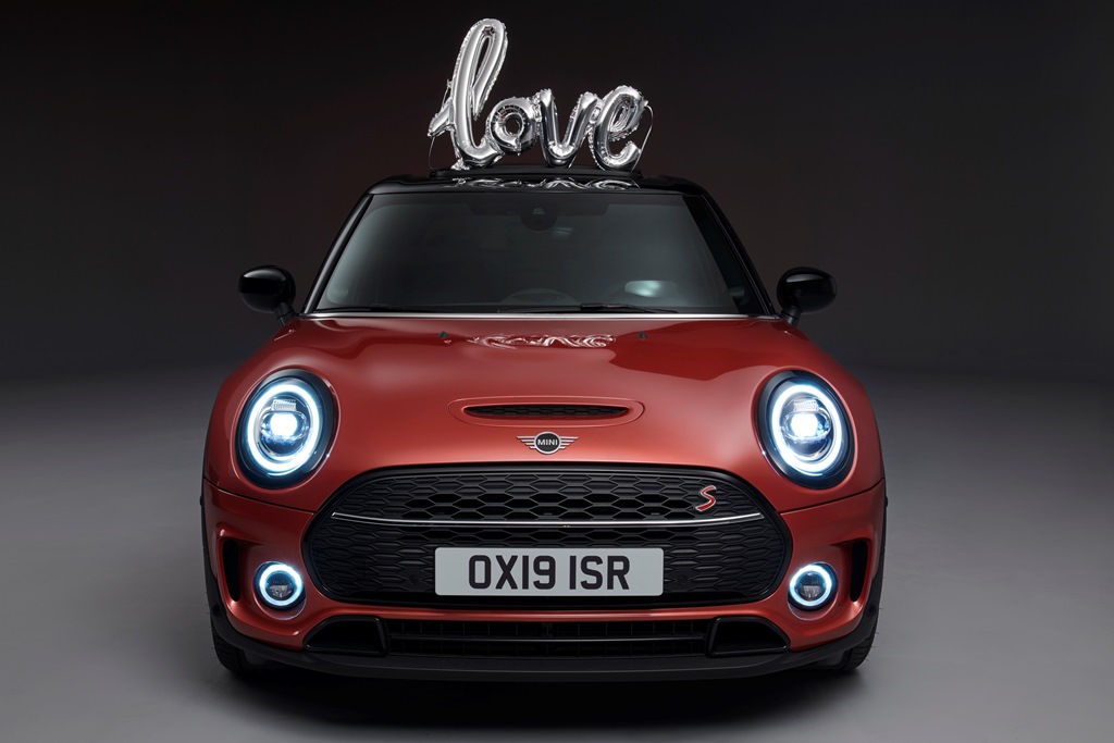 Η ημέρα του Αγίου Βαλεντίνου πλησιάζει και η MINI Lifestyle Collection κάνει τις δικές της προτάσεις