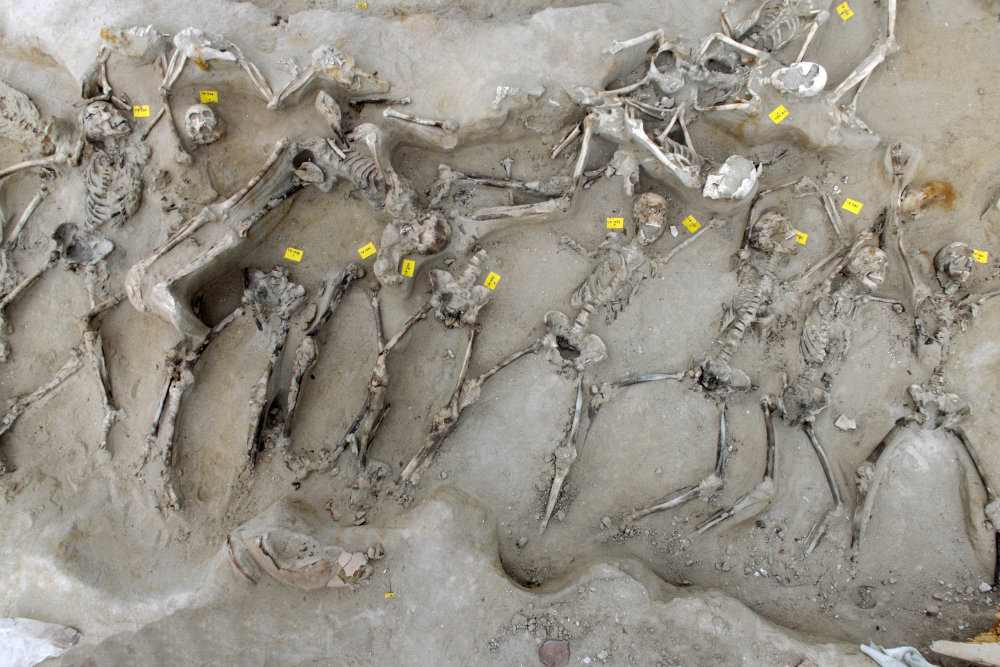 Το ΚΑΣ αποφάσισε για τους 79 σιδηροδέσμιους σκελετούς: «Οι δεσμώτες του Φαλήρου» θα βρούν επιτέλους ειρήνη