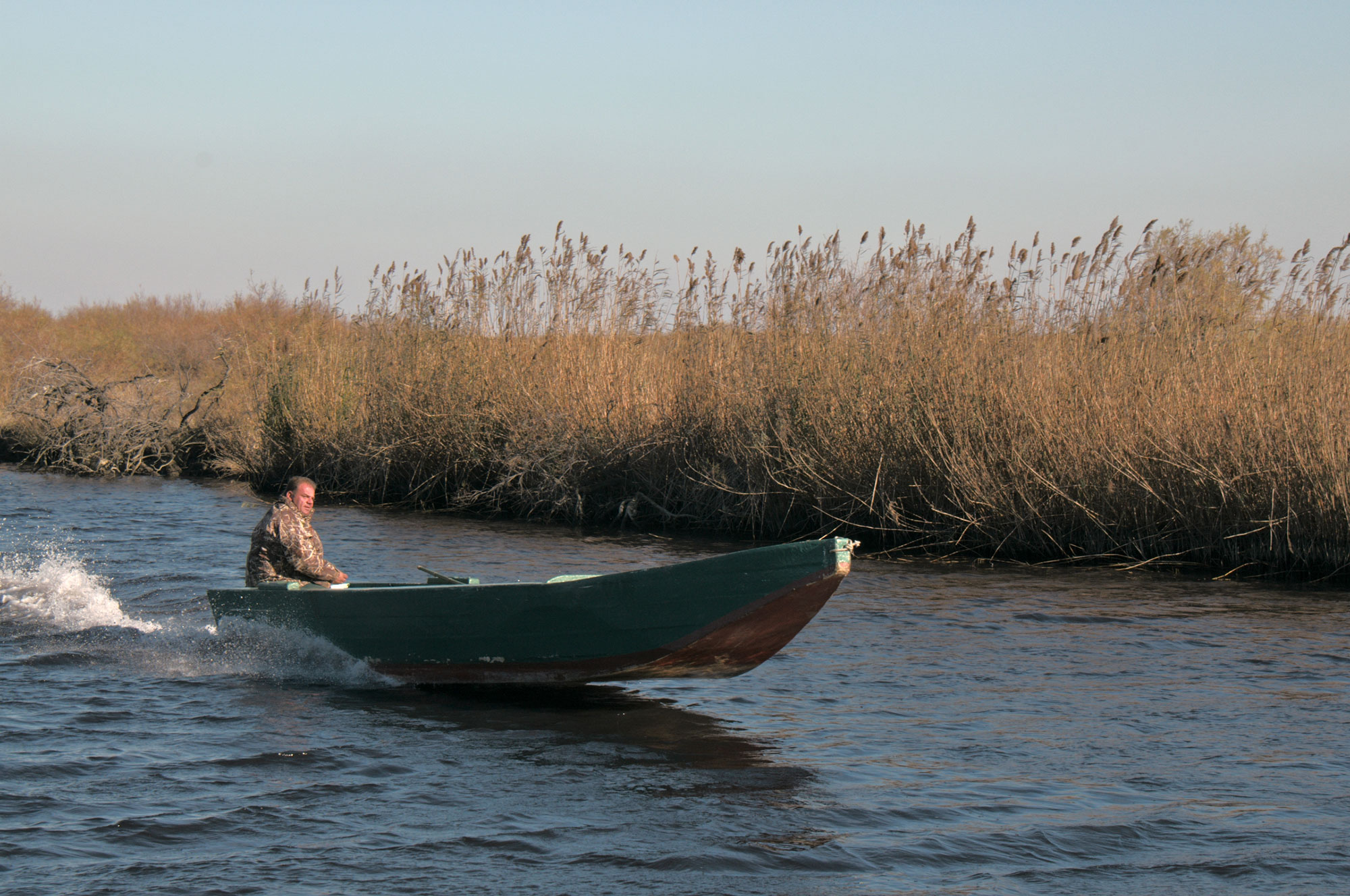 Τούρκοι στρατιώτες εισβάλουν & απαγάγουν Έλληνες ψαράδες στον Έβρο & ζητούν λύτρα 5.000 ευρώ για την απελευθέρωσή τους