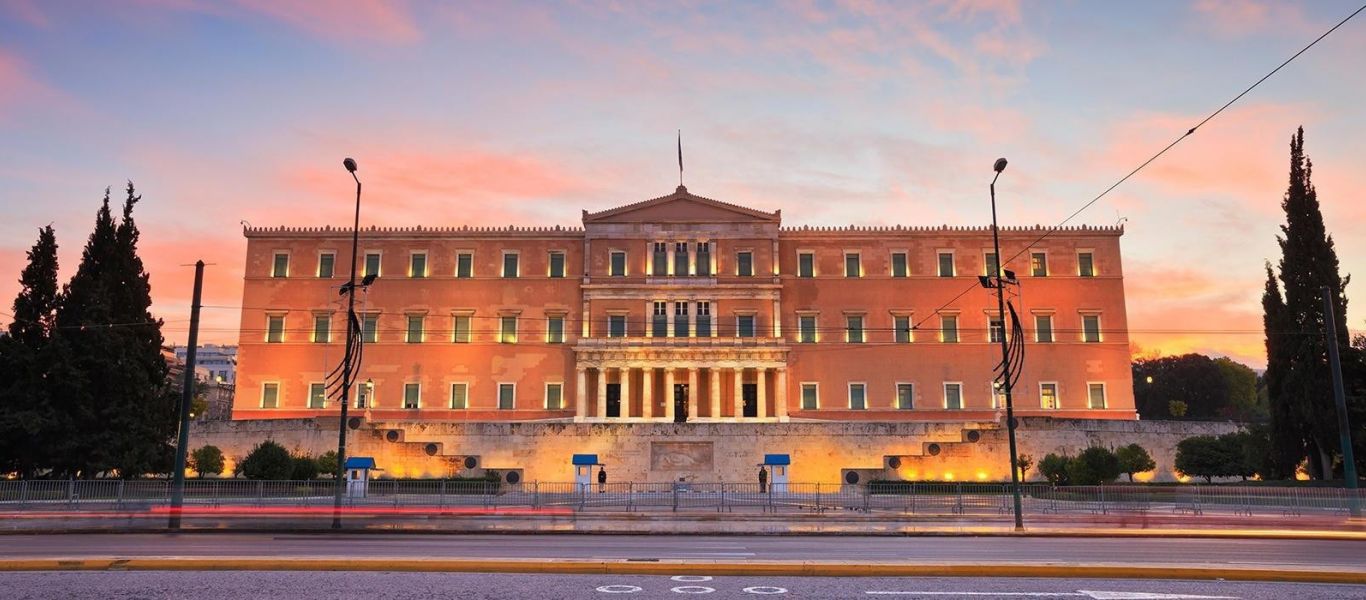 Έπεσαν κάτω από τα 2 δισ. οι οφειλές του Δημοσίου