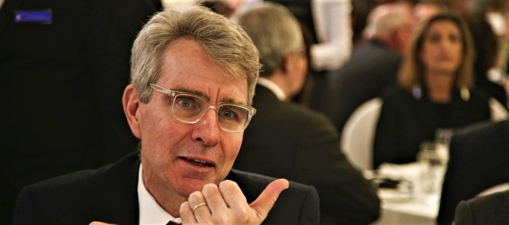 Η μεγαλοψυχία του Τζέφρι Πάιατ προς την ΔΕΠΑ