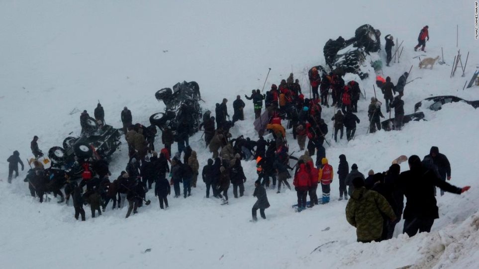 Τουρκία: Στους 41 οι νεκροί από τη διπλή χιονοστιβάδα