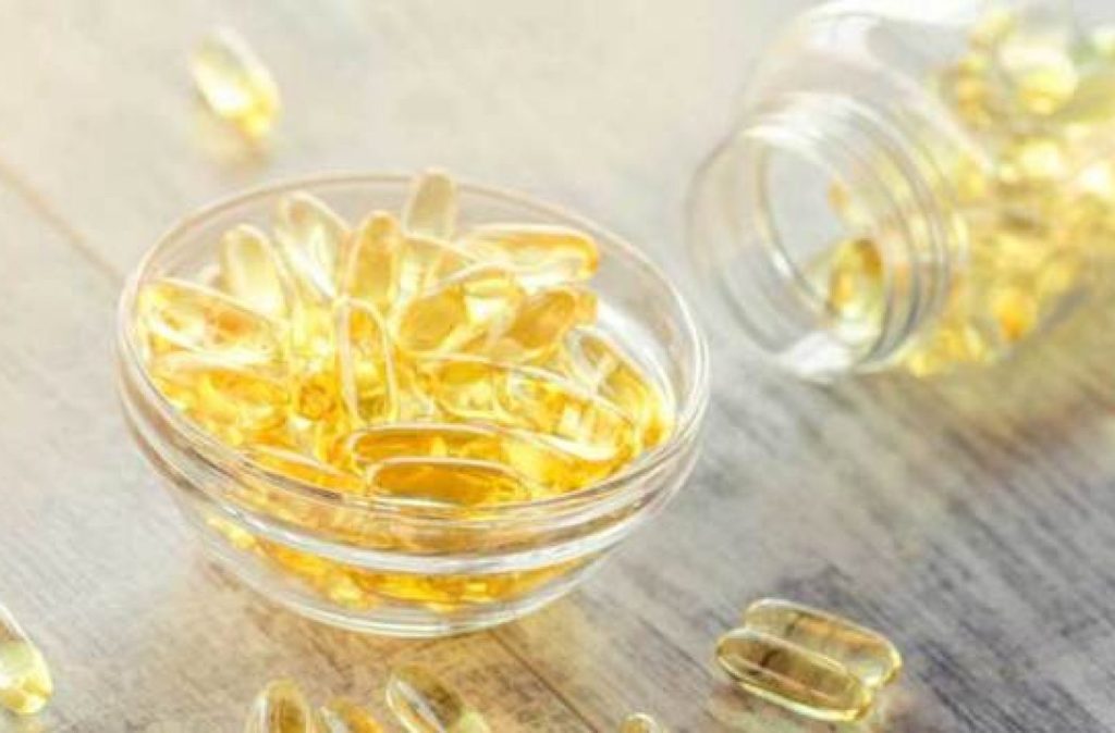 Μουρουνέλαιο: Τι προσφέρει και ποιες παθήσεις καταπολεμάει (βίντεο)