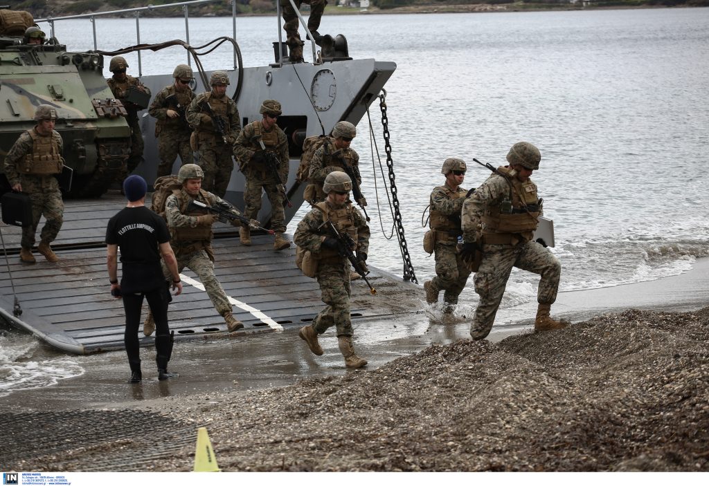 Σκύρος: Γιατί επιλέχθηκε για «άσκηση ανακατάληψης» ένα νησί τόσο κοντά στην Αττική