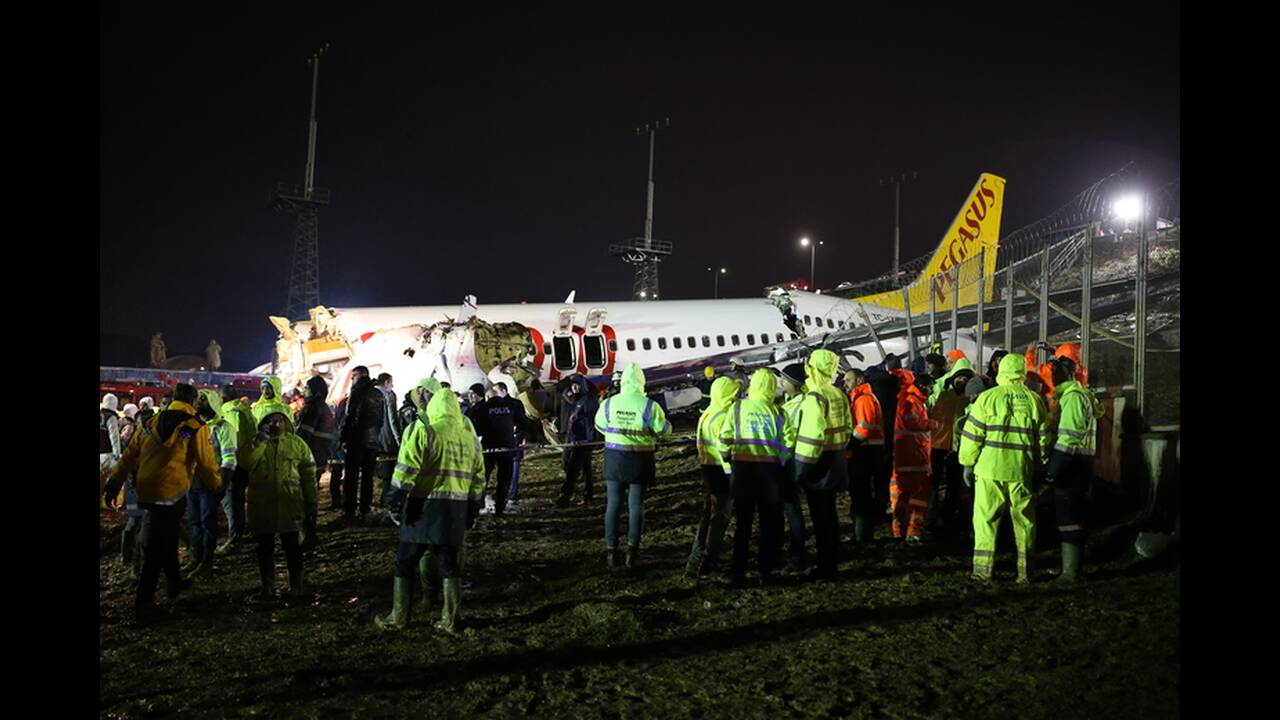 Αεροπορικό δυστύχημα Κωνσταντινούπολης: Βρέφος 17 μηνών ο νεότερος επιβάτης – Σώθηκε από θαύμα