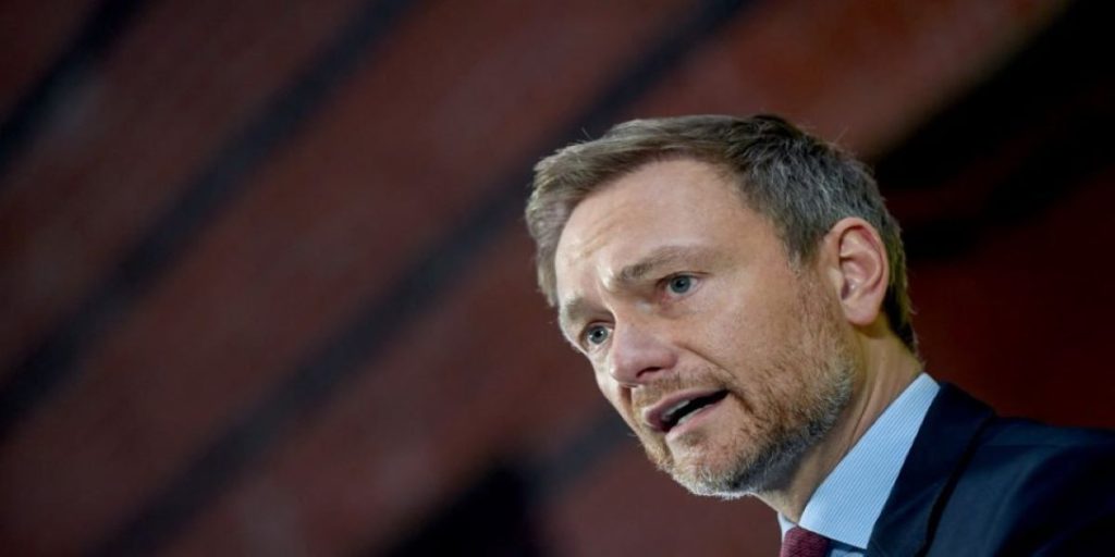 Γερμανία: Παρέμεινε στην αρχηγία του κόμματος των Φιλελεύθερων ο Κρίστιαν Λίντνερ