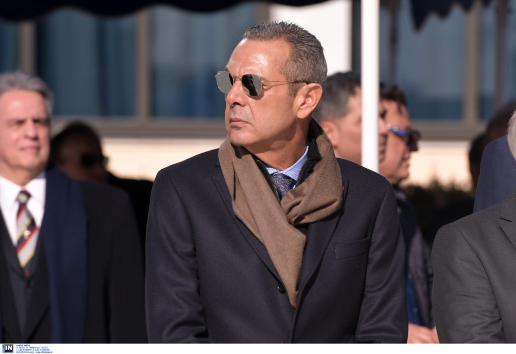 Π. Καμμένος: «Αδυνάτισα γιατί έκανα μια επέμβαση στο στομάχι μου»