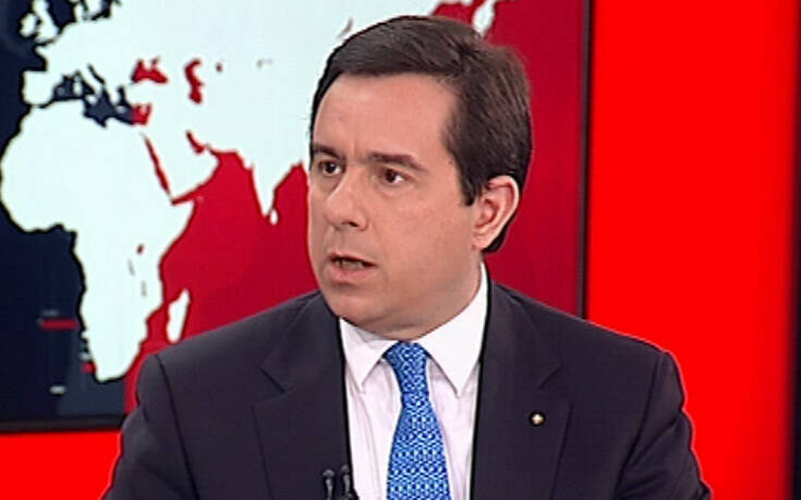 Μεταναστευτικό: Ανοιγοκλείνουν τις «δομές» – Μηταράκης: Κλείνουν οι δομές σε Χίο, Μυτιλήνη και Σάμο  και… ανοίγουν άλλες