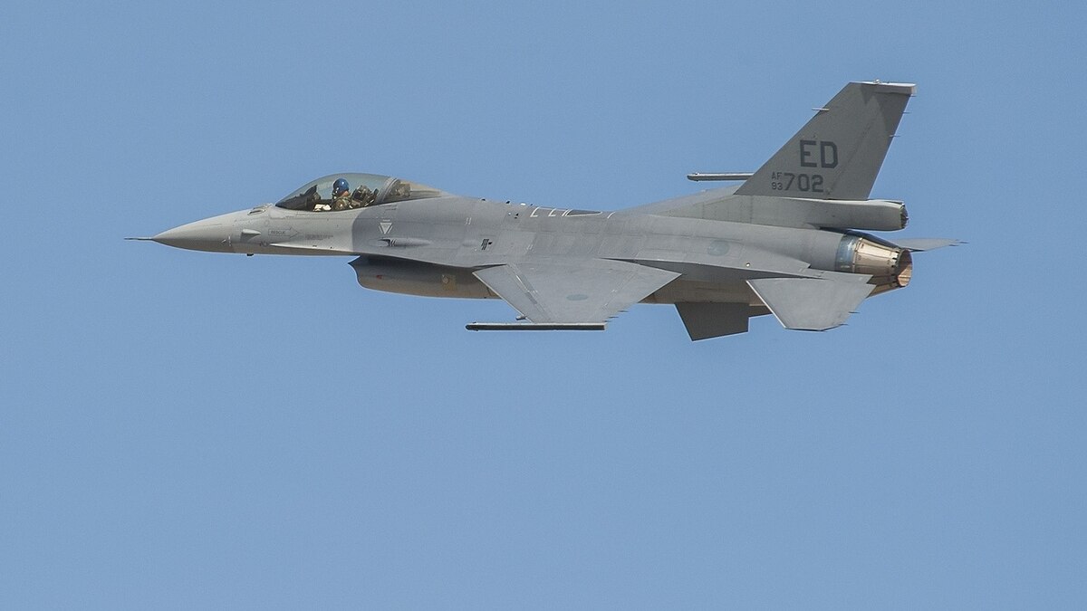 Ταϊβάν: F-16 αναχαίτισαν κινεζικά μαχητικά που πετούσαν γύρω από το νησί