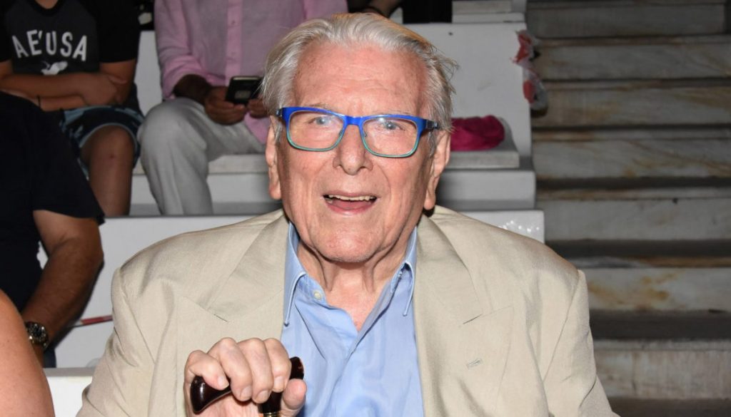 Κώστας Βουτσάς: Παραμένει διασωληνωμένος στην εντατική – Τι δήλωσε η κόρη του