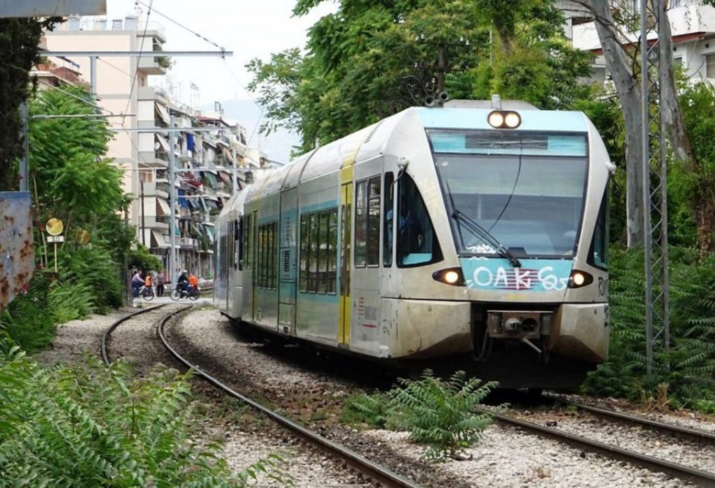 Τρένο παρέσυρε γυναίκα στην Πάτρα