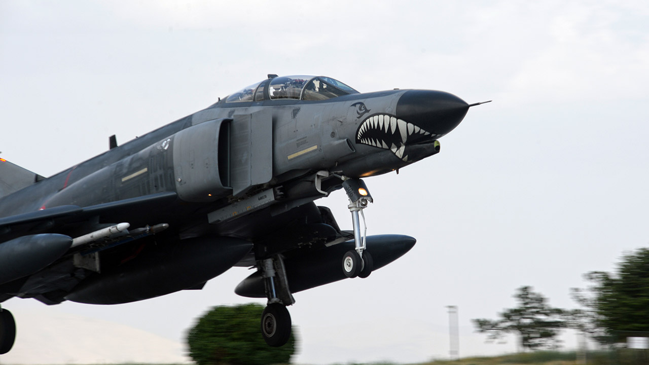 Αιγαίο: ΜΟΕ με… εμπλοκές υπερπτήσεις και παραβιάσεις από τουρκικά μαχητκά