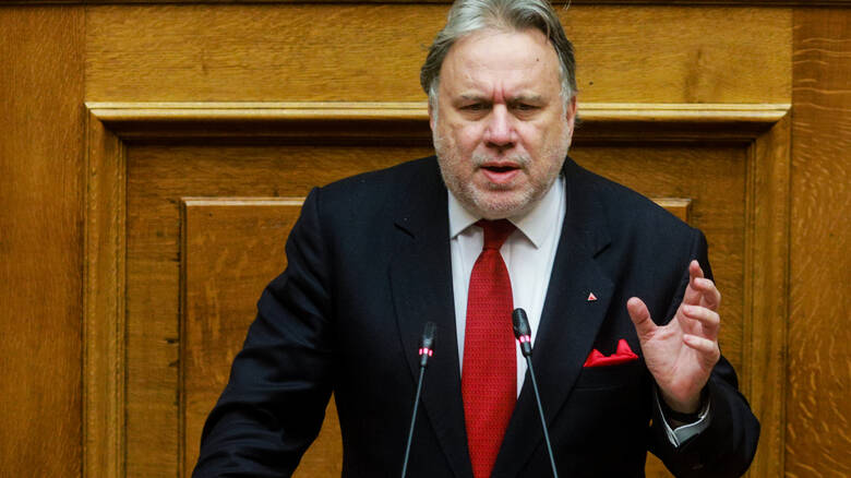 Ατύχημα για τον Γιώργο Κατρούγκαλο – Μεταφέρθηκε εσπευσμένα στο νοσοκομείο
