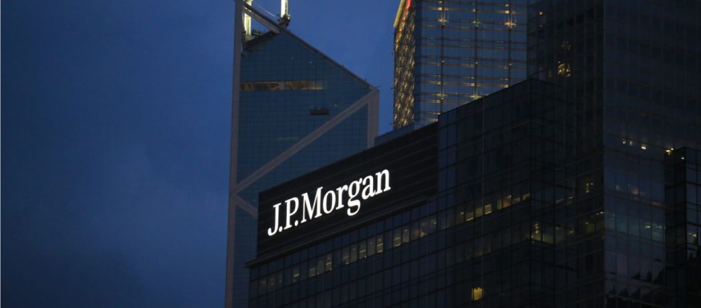 JPMorgan: Ψήφος εμπιστοσύνης στις ελληνικές τράπεζες – Είναι από τις «αγαπημένες» τους επιλογές