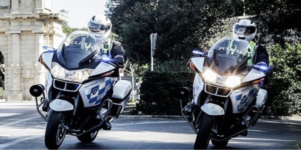 Μάλτα: Για απάτη ερευνώνται τα 30 από τα 50 μέλη της Τροχαίας