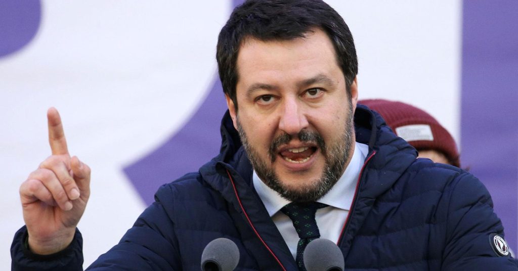 Ματέο Σαλβίνι: Η ιταλική Γερουσία ψήφισε υπέρ της αποπομπής του σε δίκη