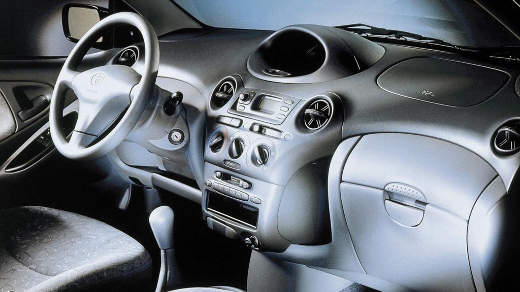 Toyota: Προληπτικός έλεγχος σε παλιά μοντέλα