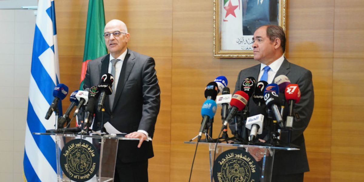 Ν.Δένδιας από το Αλγέρι: «Ελλάδα και Αλγερία ενάντια σε κάθε είδους ξένη εμπλοκή στη Λιβύη»