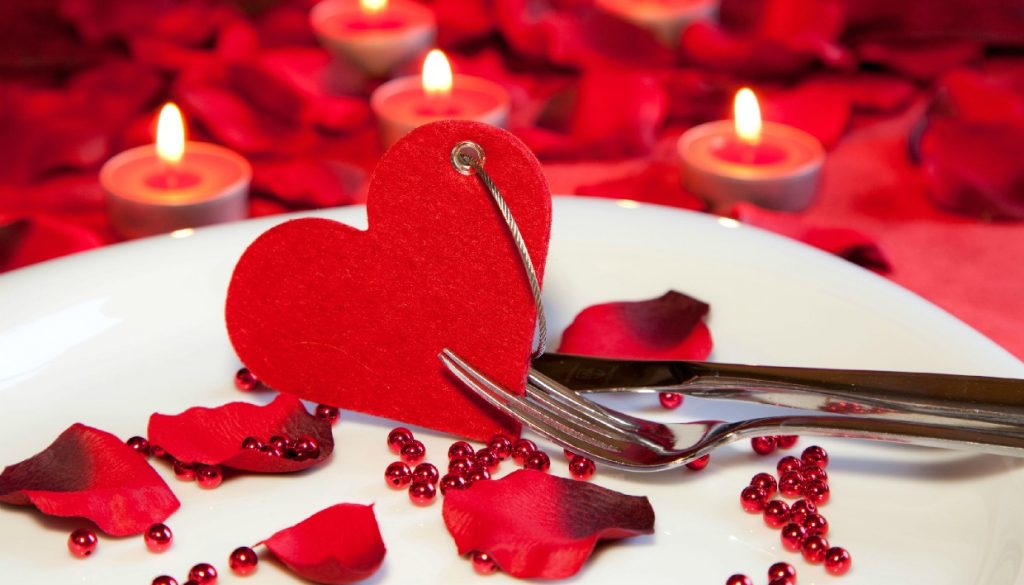 Άγιος Βαλεντίνος: Τα πιο δημοφιλή δώρα, ο «τζίρος» και οι εγκυμοσύνες που ξεκινούν εκείνη τη μέρα (φωτο)