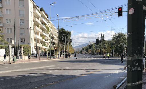 Κίνηση: Κλειστή η Βασιλίσσης Σοφίας – Σε εξέλιξη συγκέντρωση διαμαρτυρίας νησιωτών (φωτο)