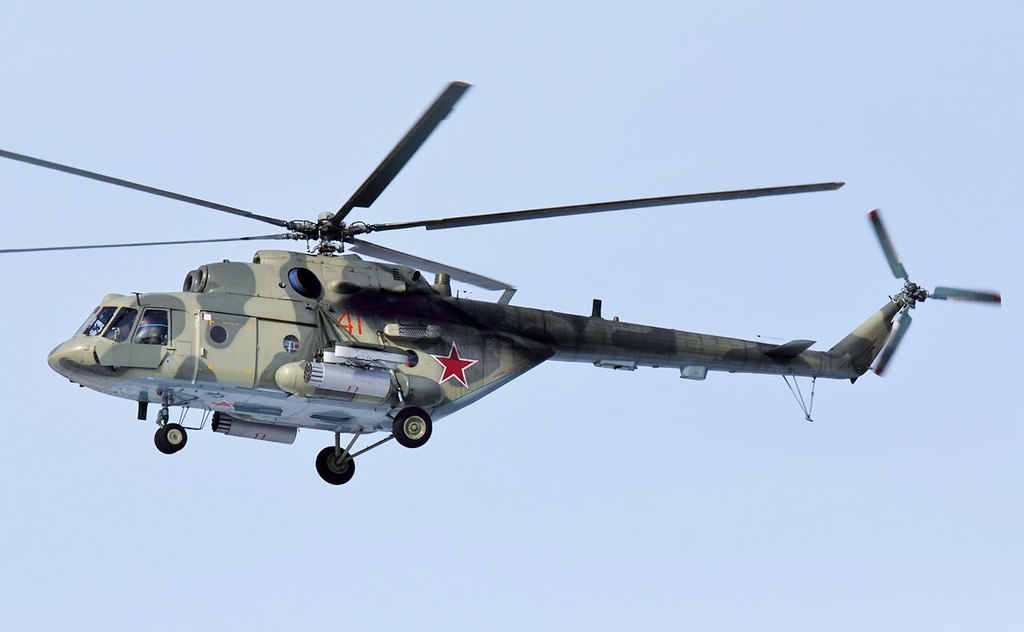 Mi-171: Δείτε ελιγμούς που κόβουν την ανάσα από το βαρύ μεταφορικό ελικόπτερο