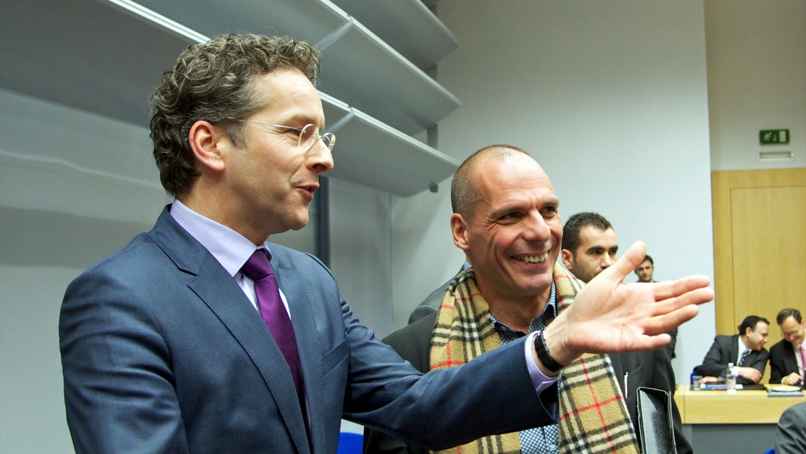 «Βόμβα» από Γ.Βαρουφάκη: Κατέθεσε usb με τις ηχογραφήσεις των Eurogroup του ’15 – Δεν το δέχθηκε ο Κ.Τασούλας