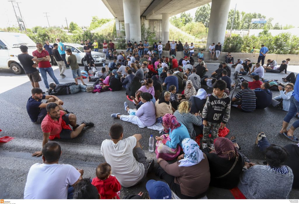 Οι αλλοδαποί σφάζονται στην «Καμπούλ» της Ομόνοιας το ΓΕΕΘΑ ασχολείται με τους παράνομους μετανάστες