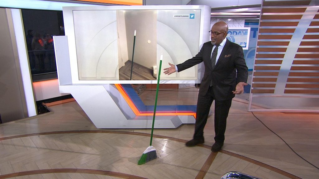 Broomstick Challenge: Η νέα δοκιμασία που έχει ξετρελάνει το διαδίκτυο (φώτο – βίντεο)