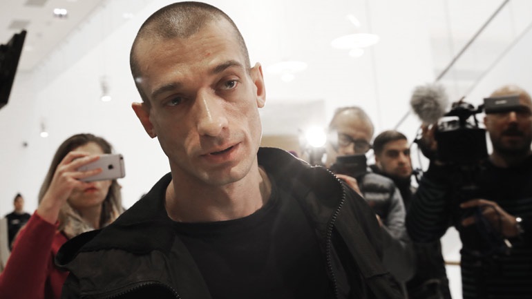 Γαλλία: Συνελήφθη για επίθεση Ρώσος καλλιτέχνης