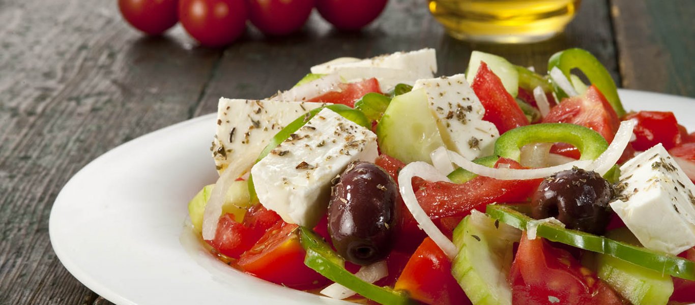 Εσύ το ήξερες; – Σε ποιο μέρος της Ελλάδας έφτιαξαν για πρώτη φορά χωριάτικη σαλάτα;